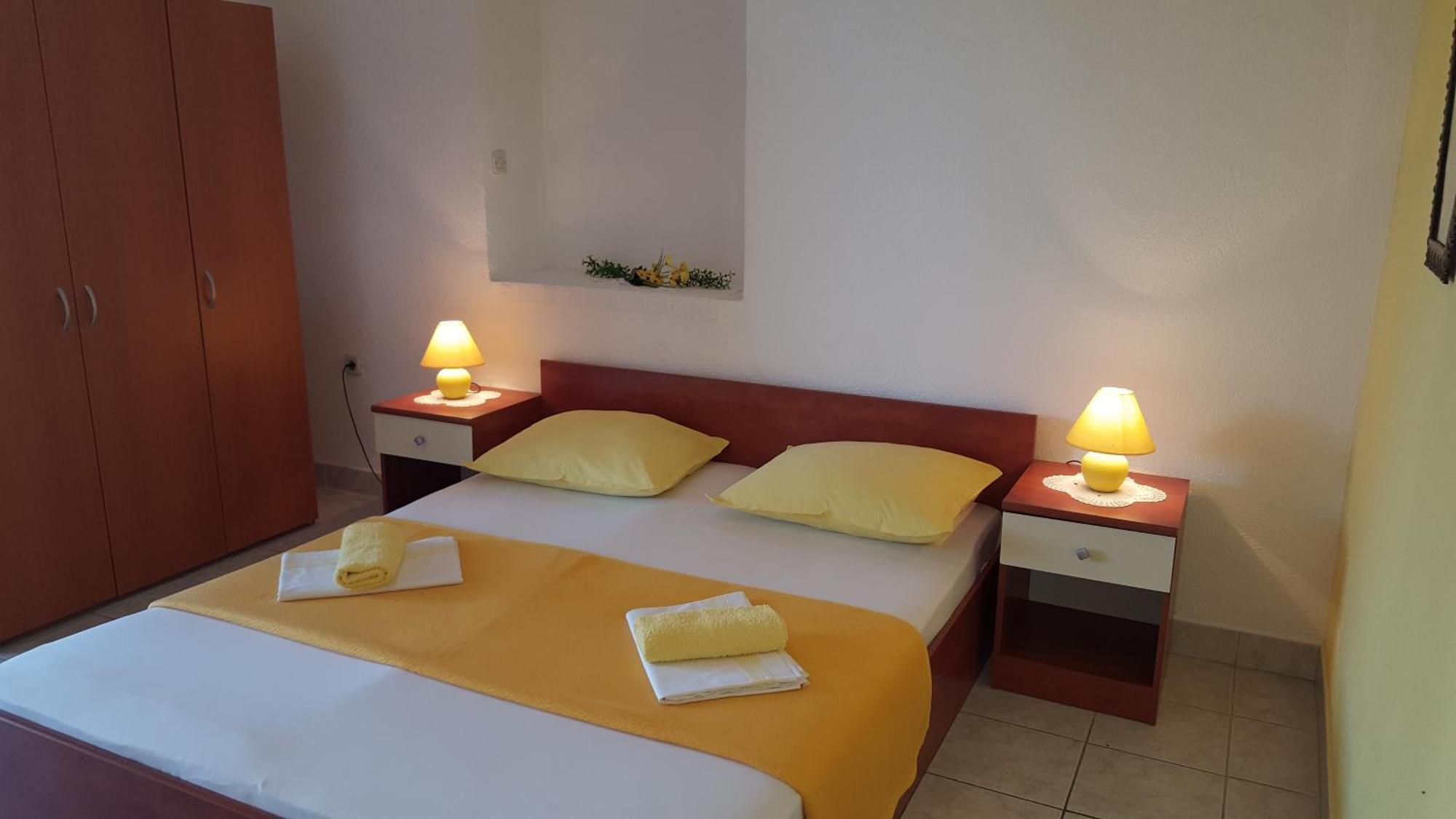 Apartments With A Parking Space Gradac, Makarska - 11332 Gradac  Room photo